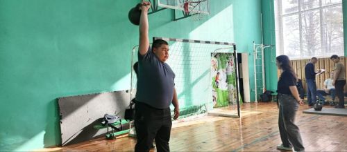 Әтнә авыл хуҗалыгы техникумындада гер күтәрү буенча ярыш үтте