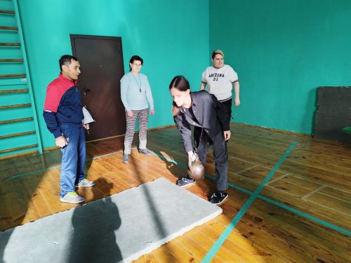 Әтнә авыл хуҗалыгы техникумындада гер күтәрү буенча ярыш үтте