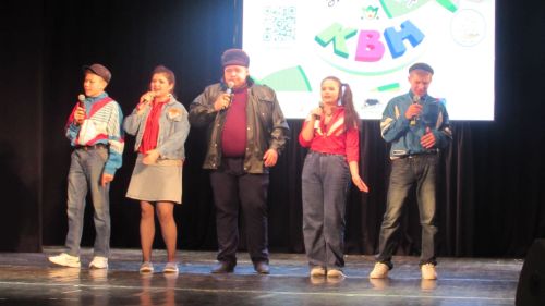 Апрель ае КВН нар белән башланып китте