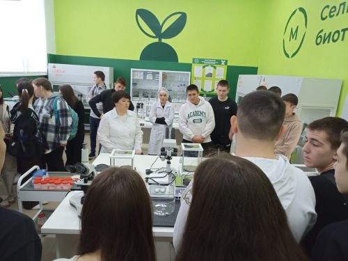 Әтнә  техникумында «Ачык ишекләр» көне үтте (фоторепортаж)