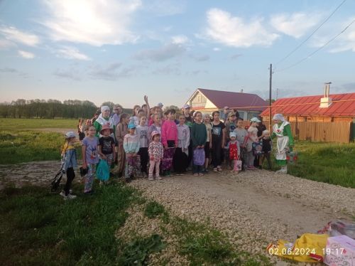 Таш-Чишмә авылында Сабантуйга бирнә җыйдылар