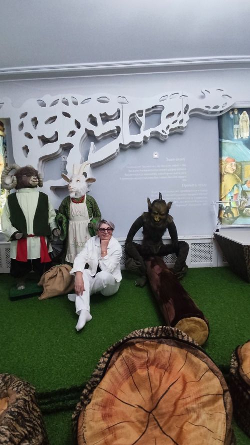 «Сәхнәдәш» үрнәк балалар театры шәкертләре Казанда