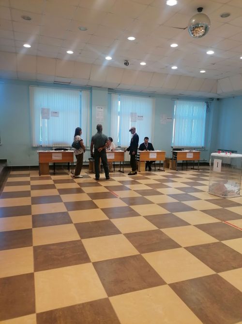 93 яшьлек тыл ветераны Мәхмүт Гатауллин сайлау участогына үзе килде