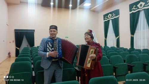 «Күңелләрдә тальян моңнары» исемле телевизион тапшыруда әтнәләр катнаша