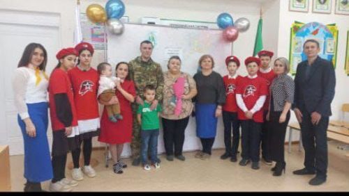 Олы Мәңгәрдә алгы сызыктан ялга кайткан Җиһаншин Айнур белән очрашу булды