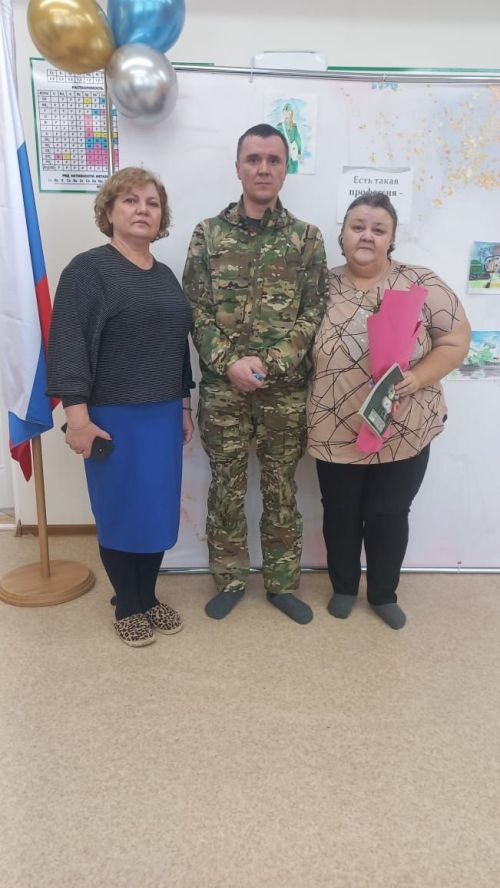 Олы Мәңгәрдә алгы сызыктан ялга кайткан Җиһаншин Айнур белән очрашу булды