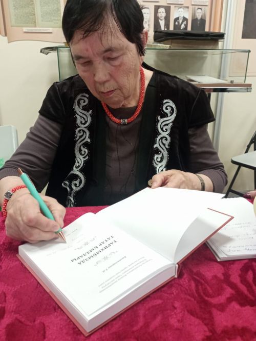 Сибгат Хәким музеенда «Кадерле кунак сез безгә» дип исемләнгән кичә узды