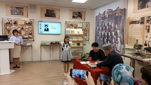 Сибгат Хәким музеенда «Кадерле кунак сез безгә» дип исемләнгән кичә узды