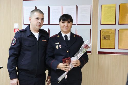 Полиция хезмәткәрләре һөнәри бәйрәмнәрен билгеләп үтәләр