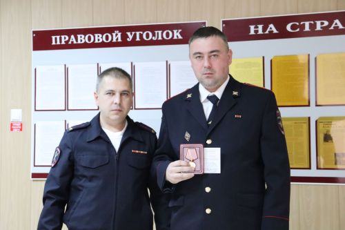 Полиция хезмәткәрләре һөнәри бәйрәмнәрен билгеләп үтәләр
