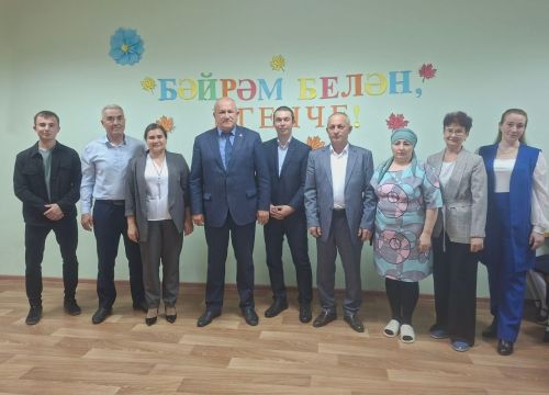 Бәрәскә мәктәбендә «Уңыш бәйрәме» булып узды