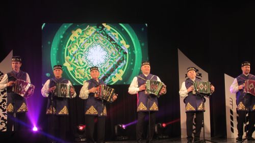 Уллары махсус хәрби операциядә катнашкан әниләр чыгышы алкышларга күмелде