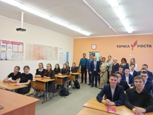 Күәм урта мәктәбенә Казан федераль университетыннан вәкилләр килде