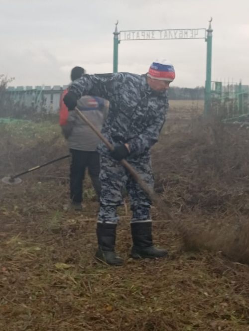 Чембулат авыл зиратында көзге өмә булды
