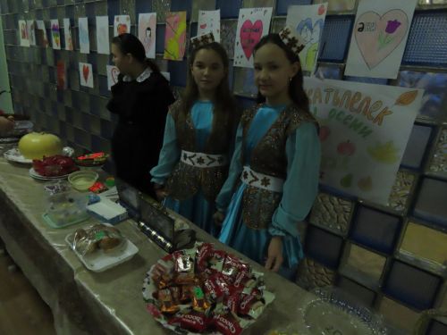 Күәм урта гомуми белем бирү мәктәбендә хәйрия ярминкәсе узды