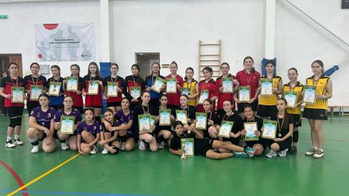 «Ашыт» спорт комплексында кызлар арасында спорт ярышлары узды