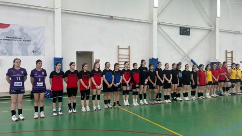«Ашыт» спорт комплексында кызлар арасында спорт ярышлары узды