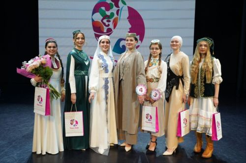 «Татар кызы» бәйгесенең зона этабына Әтнә кызлары узды