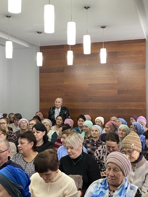 Әтнәдә үткен каләмле яшь язучы-Лилия Закирова белән очрашу узды
