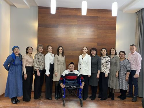 Әтнәдә үткен каләмле яшь язучы-Лилия Закирова белән очрашу узды