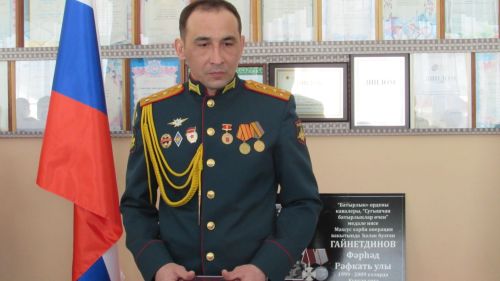 Әтнә батырларына багышлап Хәтер такталары куелды