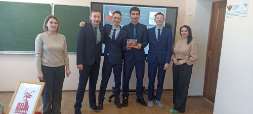«Әтнә туган якны өйрәнү музее» хезмәткәрләре Олы Әтнә урта мәктәбендә музей дәресе үткәрделәр