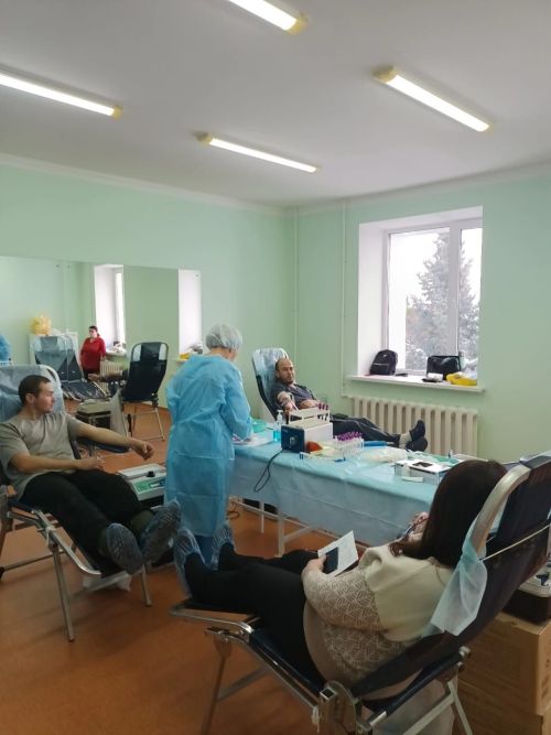 Әтнә донорлары кан бирә