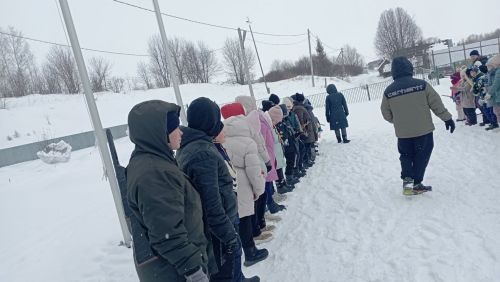 Иске Өҗем мәктәбендә “Аҗаган” хәрби-спорт уены узды