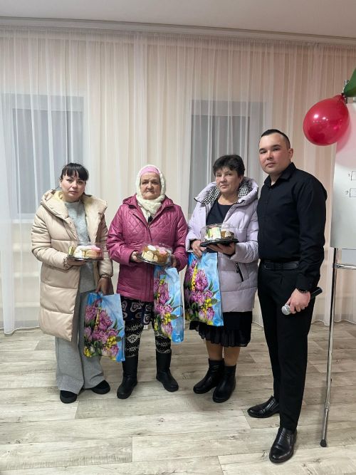 Иске Мәңгәр клубында бәйрәм уңаеннан музыкаль «Башваткыч» уены булды