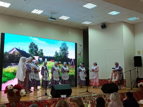 Олы Мәңгәр авылыннан Шакировлар гаиләсе «Тарихта без эзлебез» шәҗәрә фестиваленең зона этабында катнаштылар