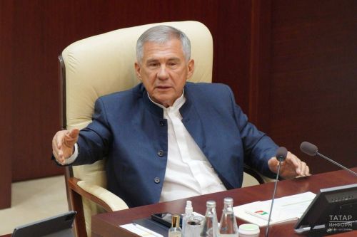 Миңнеханов «Батырлар. Татарстан Геройлары» турында мәгълүмат бирүне көчәйтергә кушты