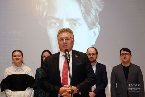 Ләйсән Сафина: Һади Такташ һаман безнең арада, ул яши, һәм ул иҗатта яши