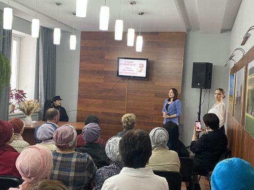 Әтнә үзәк китапханәсендә Ләйлә Дәүләтова белән «Кеше булып кал…» исемле кызыклы очрашу  узды