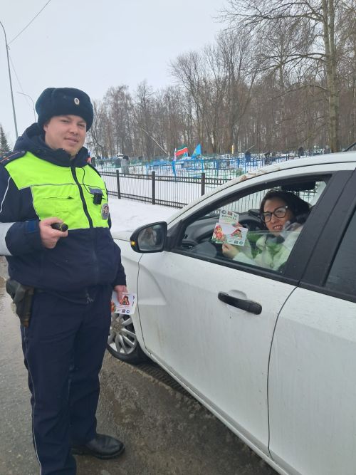 Әтнә юл иминлеге инспекторлары гузәл затларыбызны котлады