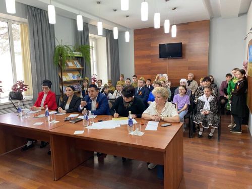 Районкүләм «Батырлык кайтавазы» әдәби шигырь укучылар бәйгесе узды