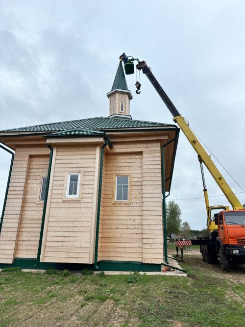 Борынгы мәчет манарасында ярымай балкый