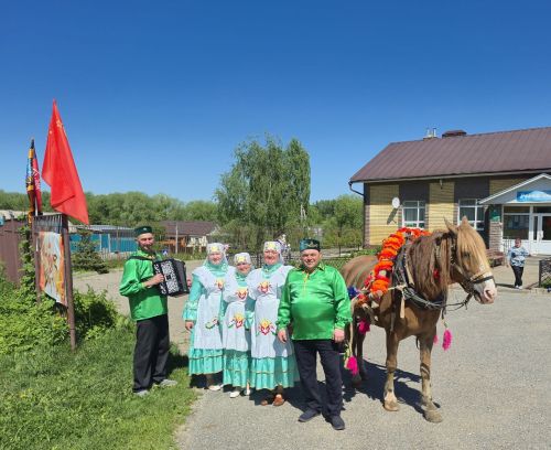 Күлле-Киме авылында  Сабантуйга бирнә җыйдылар
