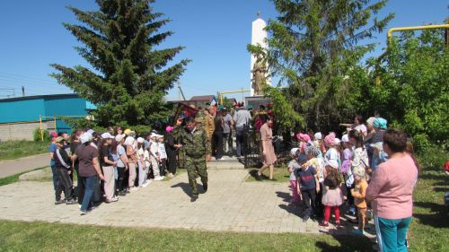 Әтнәдә чик сакчылары хөрмәтенә  «Автопробег» узды