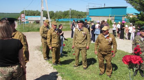 Әтнәдә чик сакчылары хөрмәтенә  «Автопробег» узды