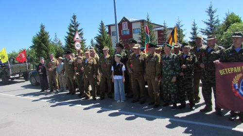 Әтнәдә чик сакчылары хөрмәтенә  «Автопробег» узды
