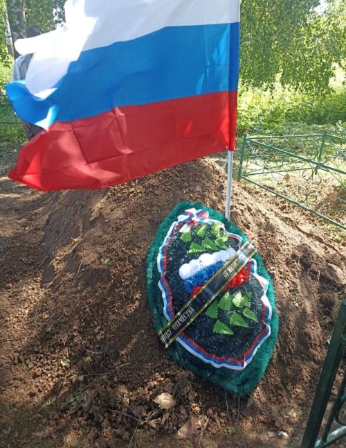 Әтнә халкы тагын бер батыр сугышчысын соңгы юлга озатты