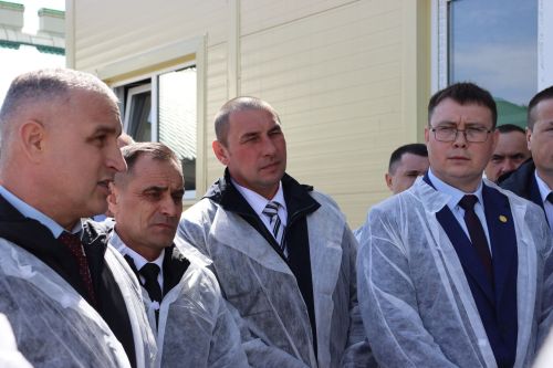 Рөстәм Миңнеханов: «Әтнә - үрнәк районнарның берсе»