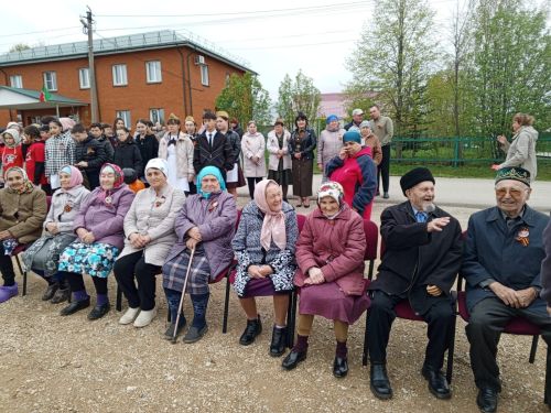 Олы Мәңгәр авылында Җиңү бәйрәме: сый-хөрмәт, олы ихтирам