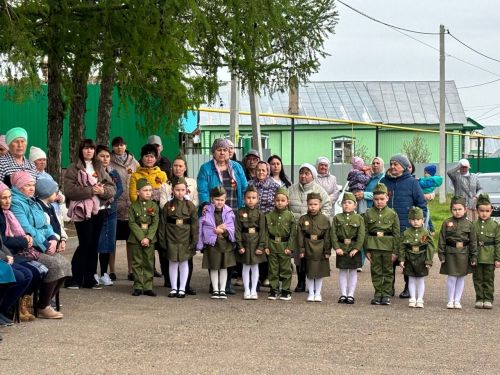 Түбән Бәрәскә авыл җирлегендә Бөек Җиңүгә багышланган матур чара узды