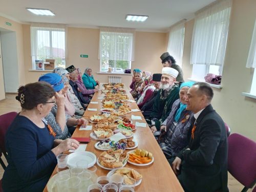 Олы Мәңгәр авылында Җиңү бәйрәме: сый-хөрмәт, олы ихтирам