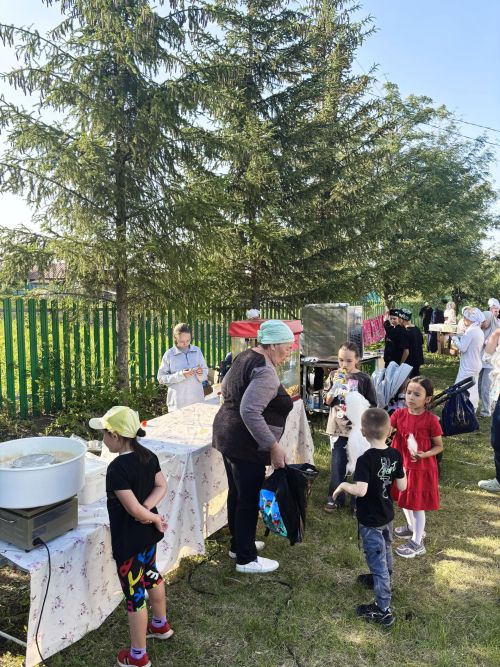 Мәңгәр мәчетендә Корбан гаете көнне балалар өчен матур бәйрәм узды