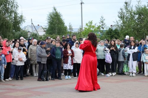 Әтнәдә Яшьләр көне: Ләйсән Мәхмүтова белән Илшат Сафин да кайтканнар иде