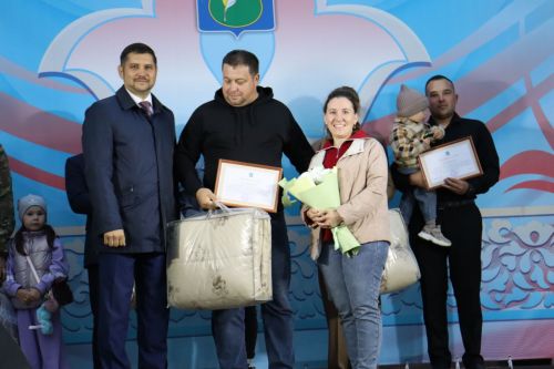 Әтнәдә Яшьләр көне: Ләйсән Мәхмүтова белән Илшат Сафин да кайтканнар иде
