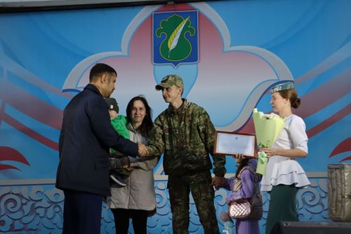 Әтнәдә Яшьләр көне: Ләйсән Мәхмүтова белән Илшат Сафин да кайтканнар иде