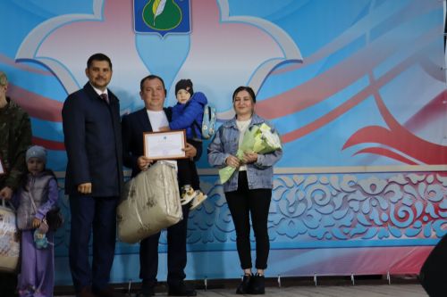 Әтнәдә Яшьләр көне: Ләйсән Мәхмүтова белән Илшат Сафин да кайтканнар иде